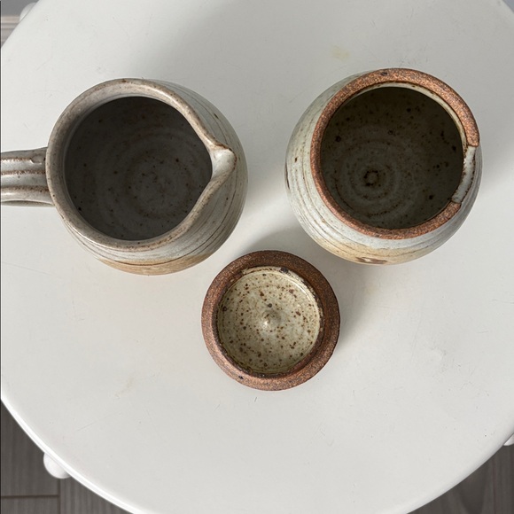 Rustic Pottery Sugar and Creamer Set - Picture 3 of 8